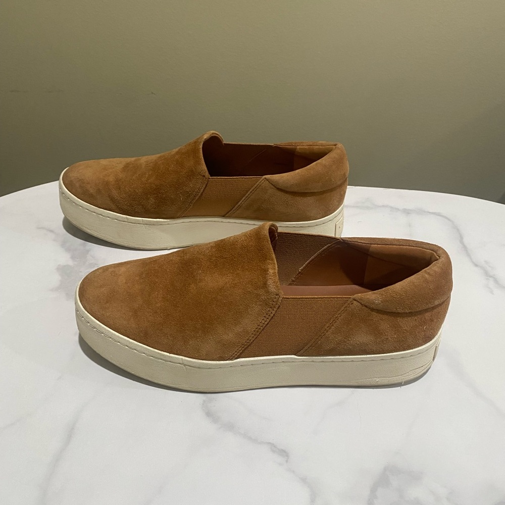 Vince Tan Suede Slip-On Sneakers Women Size US 9M - EUR 39 / Luxury Casual Shoes